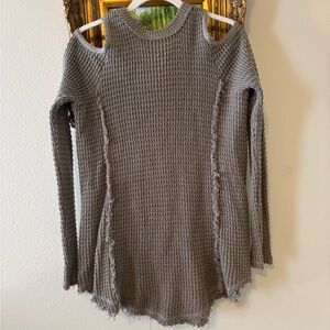 Elan Gray Knit cold shoulder sweater